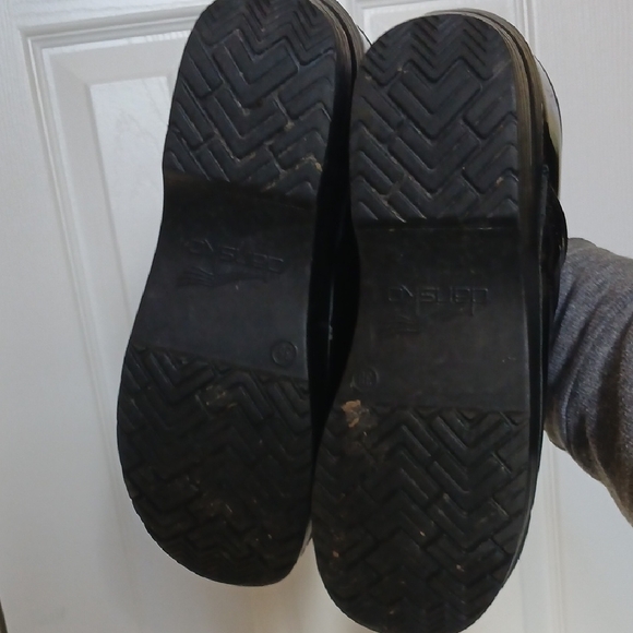 Dansko Iridescent Black Women's Mules - Picture 7 of 7